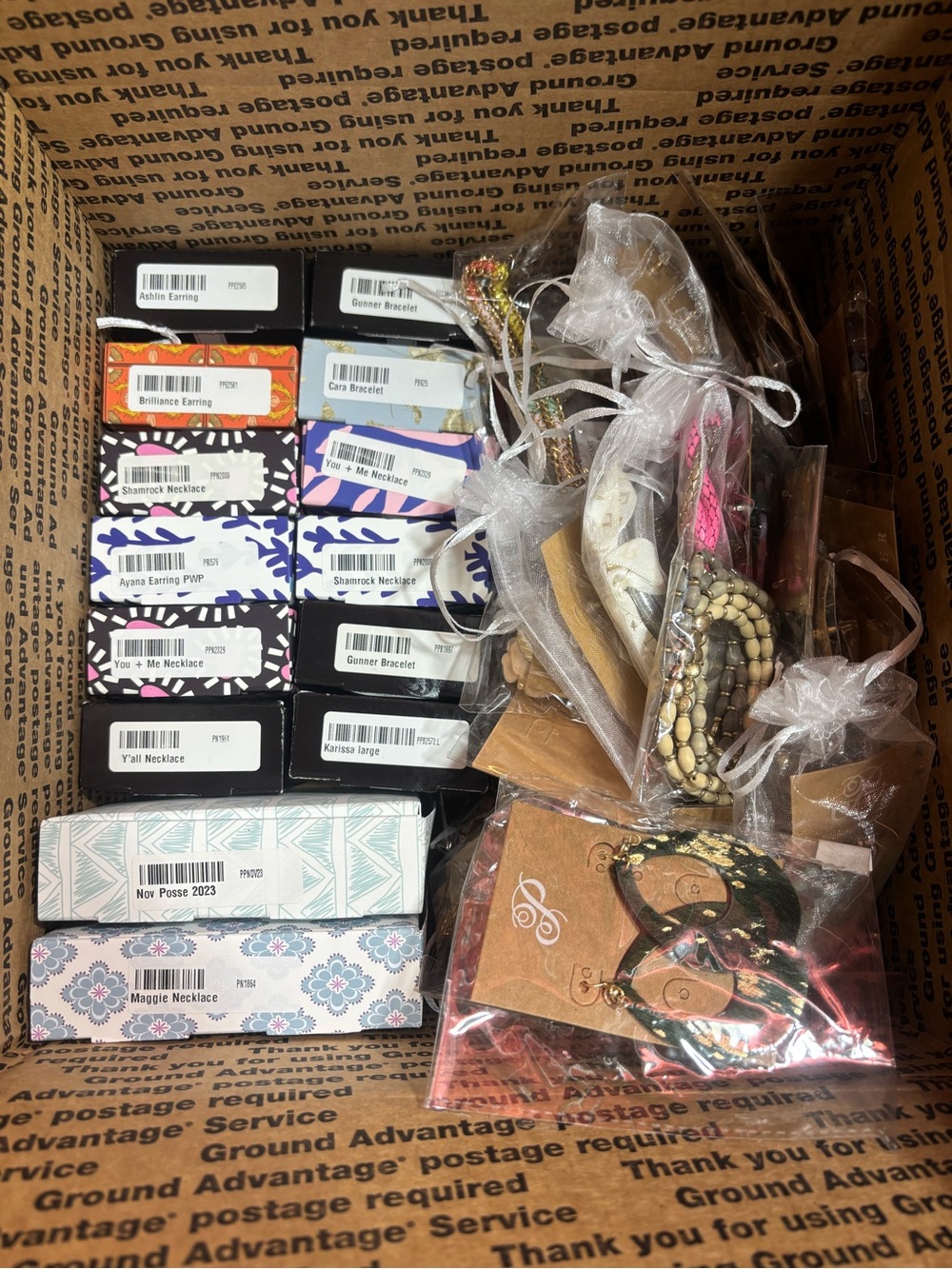100 piece Plunder jewelry bundle Lot Necklaces, Bracelets, earrings and more #6